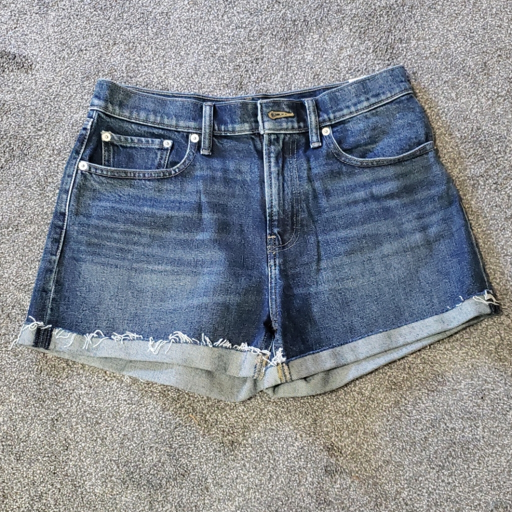 Lucky Brand Relaxed Cuffed Cut Off Short